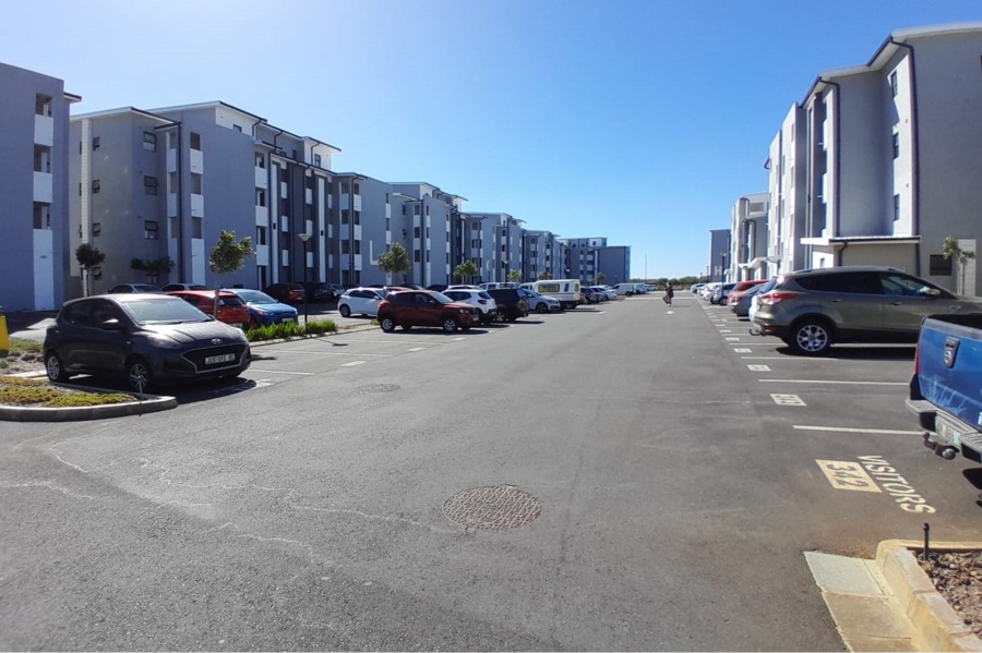 To Let 3 Bedroom Property for Rent in Parklands Western Cape
